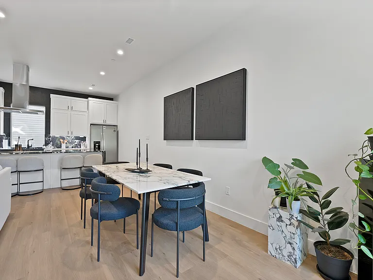 2139 Mail Ave #102 — Photo 15