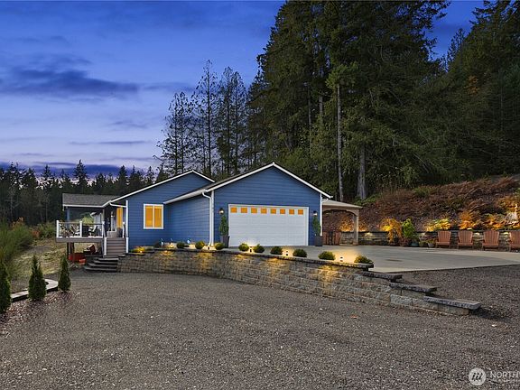 4th image of 161 N Harvey Terrace Drive