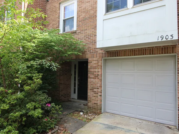 1903 Windjammer Way, Gaithersburg, MD 20879
