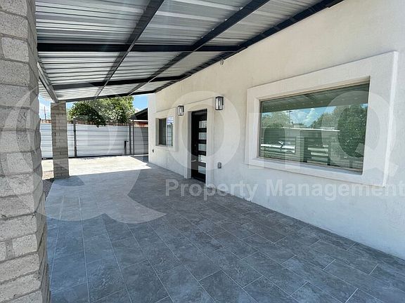 4th image of 920 S Kroeger Ln