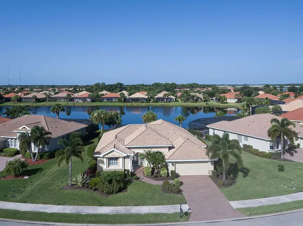 241 Montelluna Dr, North Venice, FL 34275