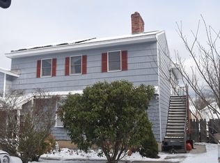 19 Meadowood Rd #19, North Andover, MA 01845