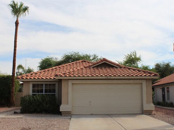 1017 W Redondo Dr