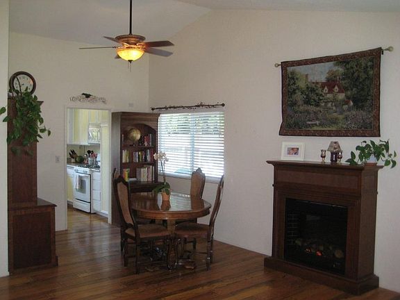 3rd image of 1762 Moonshadow Cir