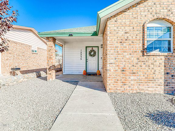 4th image of 12253 Tierra Canada Dr