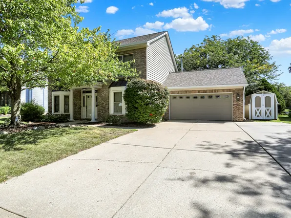 9405 Champton Dr, Indianapolis, IN 46256