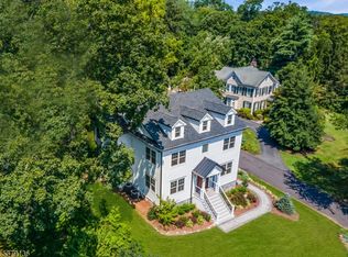 14 N Maple Ave, Basking Ridge, NJ 07920