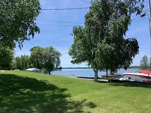 2nd image of 5901 State Highway 37