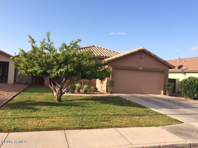 1st image of 621 E Cantebria Dr