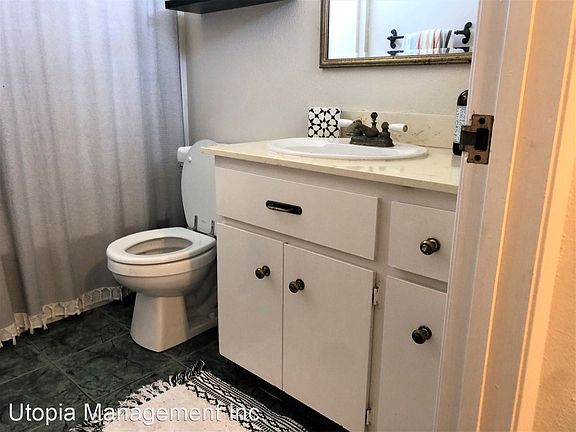 5th image of 3955 Honeycutt St Unit 101