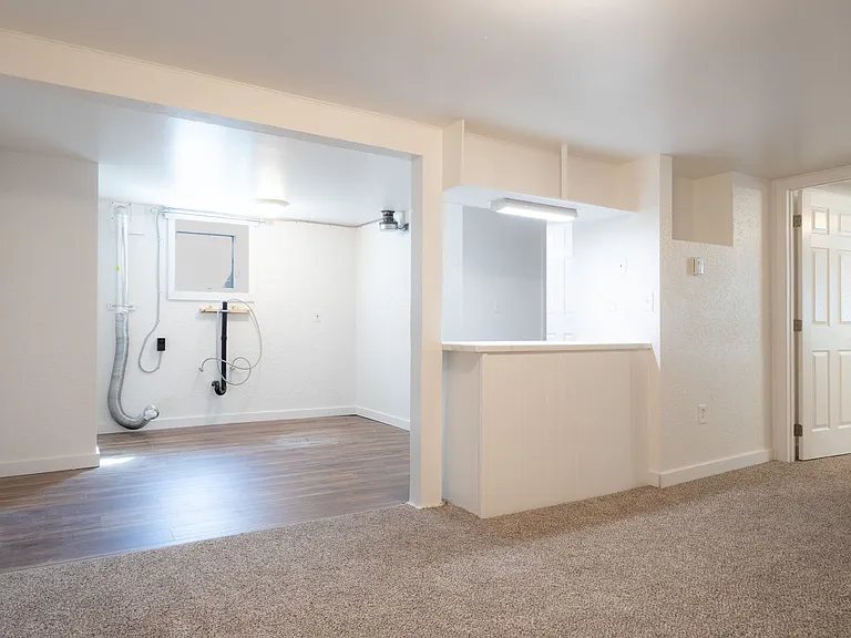 248 Bentley Dr — Photo 10