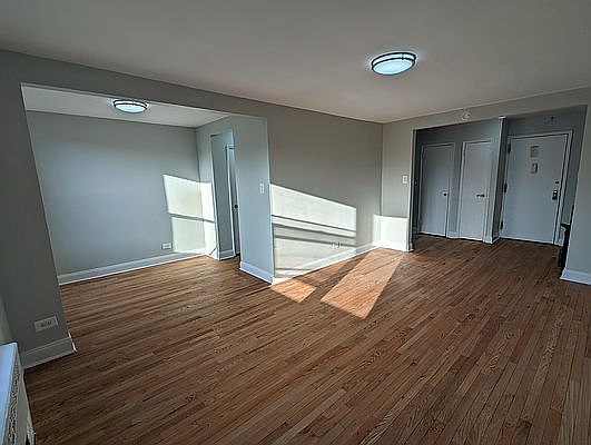 2nd image of 9131 Lamont Ave APT 3d