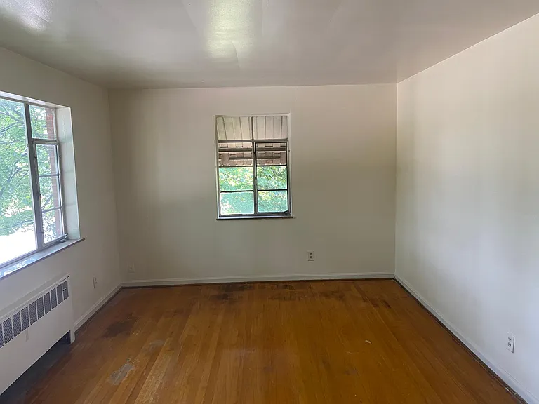 2444 W North Bend Rd #4 — Photo 10