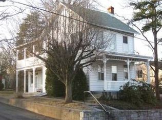 164 Chesnut St, Mohnton, PA 19540