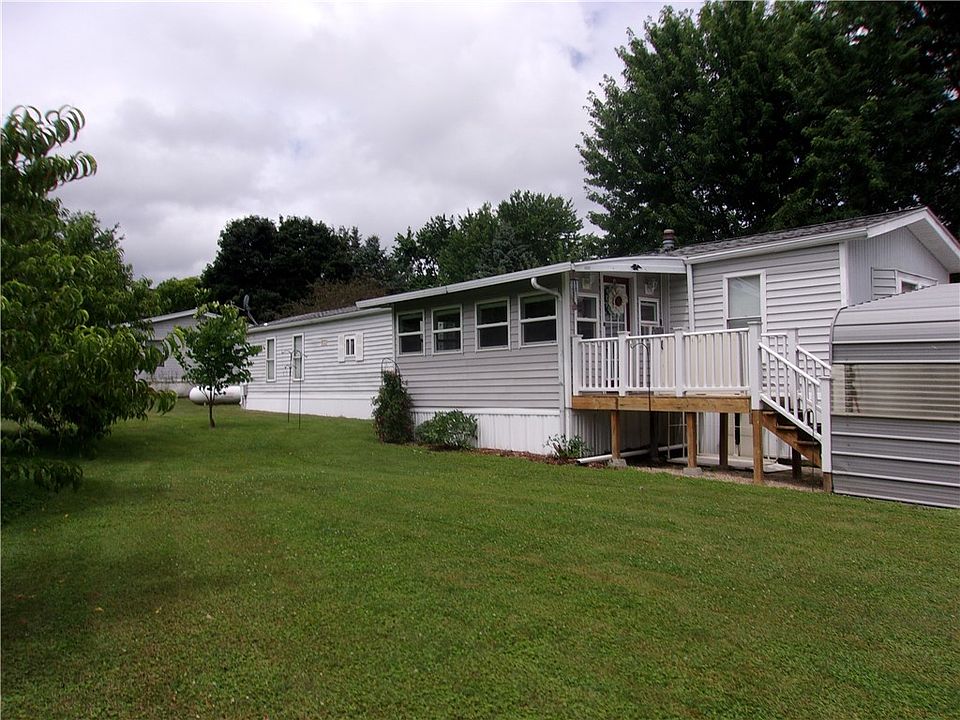 1st image of 94 Lakeview Dr