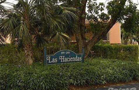 1st image of 251 Jacaranda Dr #33