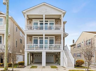 16 S Decatur Ave, Margate City, NJ 08402