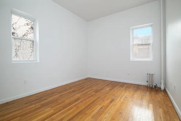 Rented by REAL New York | media 6