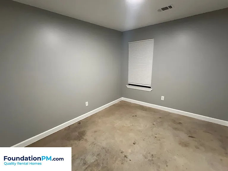 1273 Englewood St — Photo 15