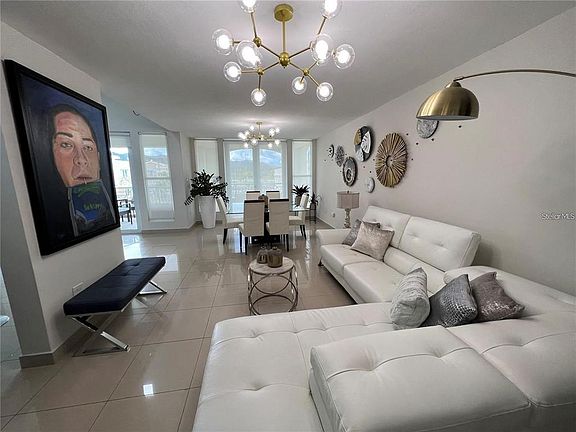 2nd image of Villas De Caguas Real Golf & Country Clb #524
