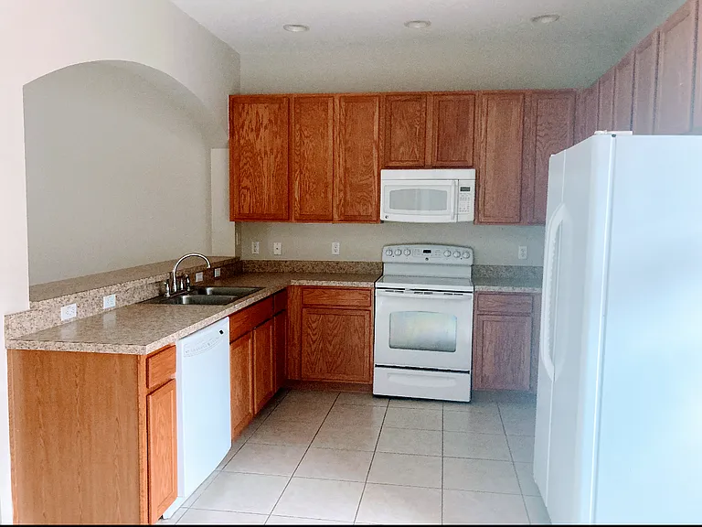 11811 Deer Path Way #1 — Photo 5