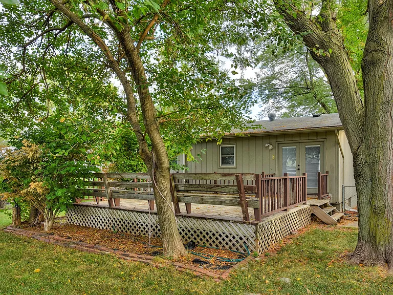 9630 Taylor St — Photo 41