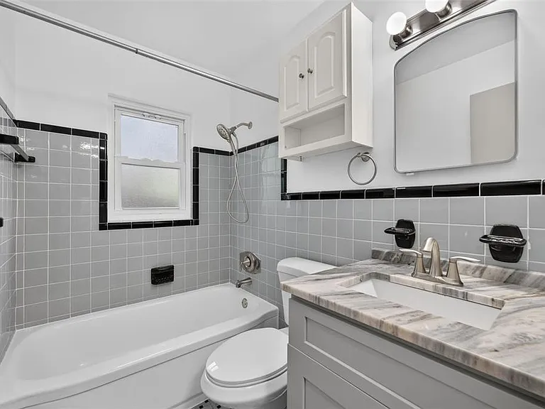 1317 Cloverlawn Ave — Photo 13