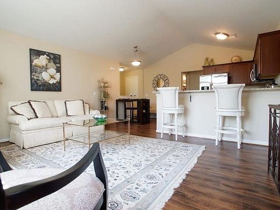 Living/Kitchen/Dining