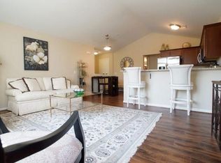 11475 N Woods Dr, Shelby Township, MI 48317