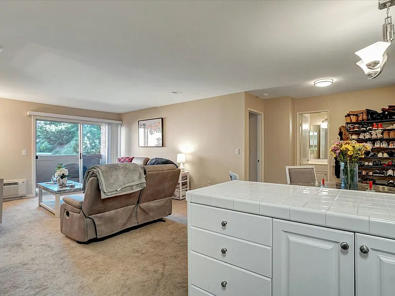6955 Alvarado Rd — Photo 2