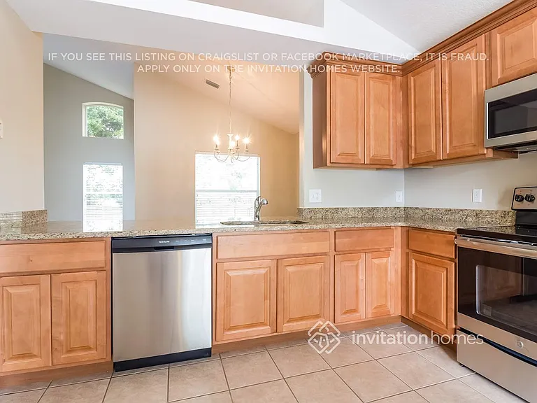 467 Sycamore Springs St — Photo 8