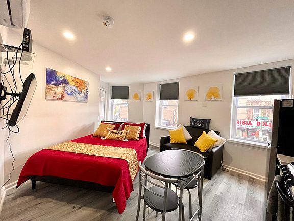 2nd image of 734 Sansom St #2D