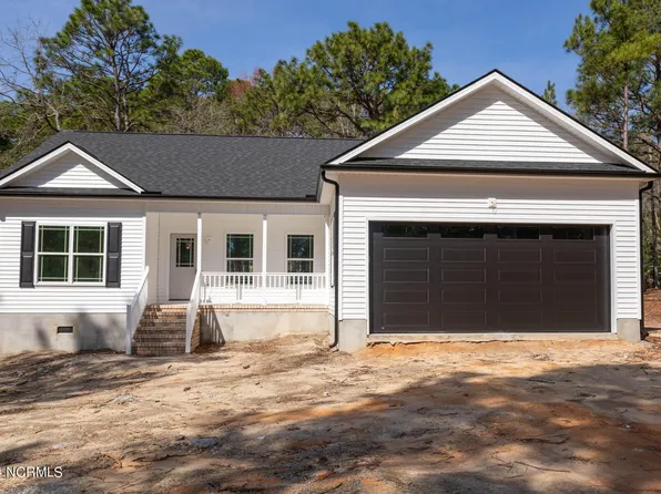 104 Pleasant View Lane, West End, NC 27376