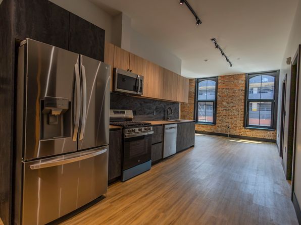 117 Penn Ave #204