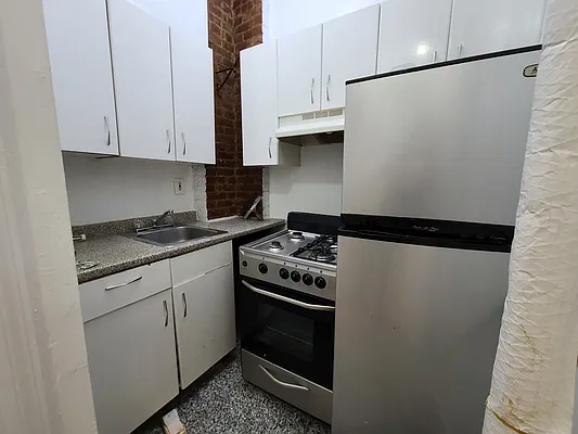 Rented by Point NYC | media 5