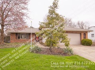 17702 Howe Rd, Strongsville, OH 44136
