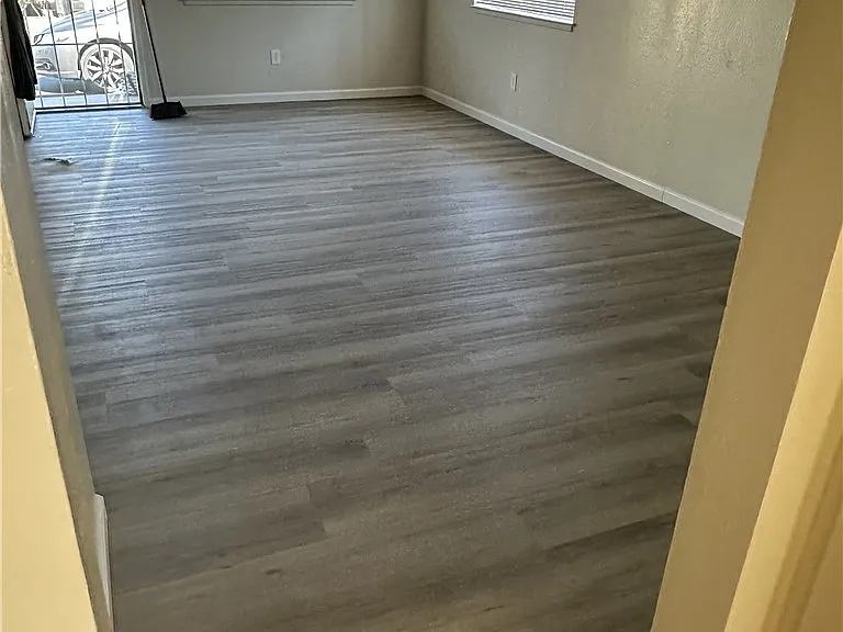 295 South Ave — Photo 6