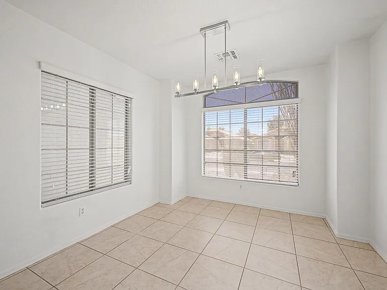 6602 W Desert Hollow Dr — Photo 11