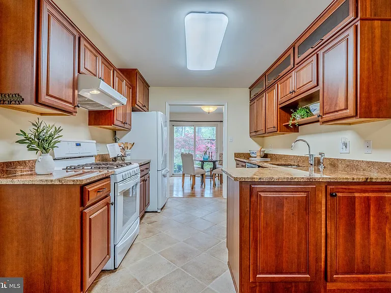 8717 Higdon Dr — Photo 12