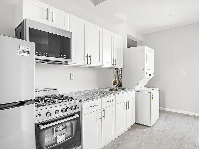 111 Lee Ave #5G — Photo 4