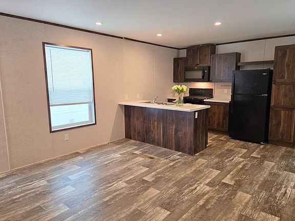 3rd image of 2121 Panhandle Rd #69