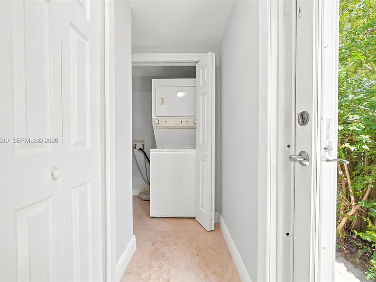 2301 Tequesta Ln — Photo 17