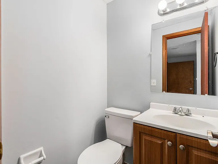 3399 Beachworth Dr — Photo 14