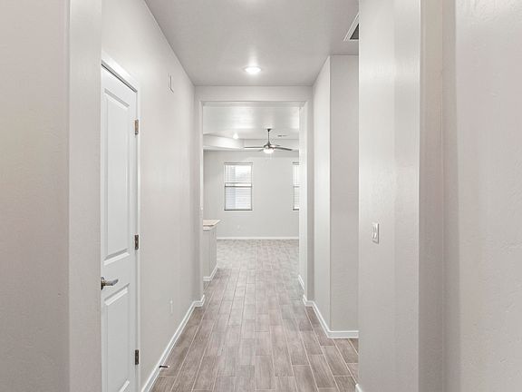 4th image of 513 Twilight Dr