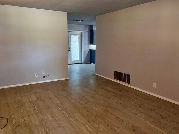 2nd image of 1616 N 10th Ave
