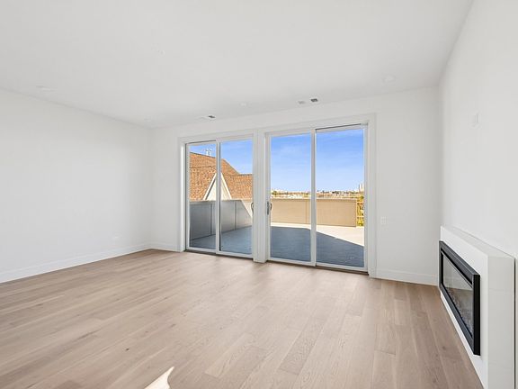 5th image of 2323 N Lister Ave #Penthouse 2