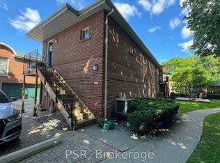 1361 Bayview Ave #Ch1, Toronto, ON M4G 3A5