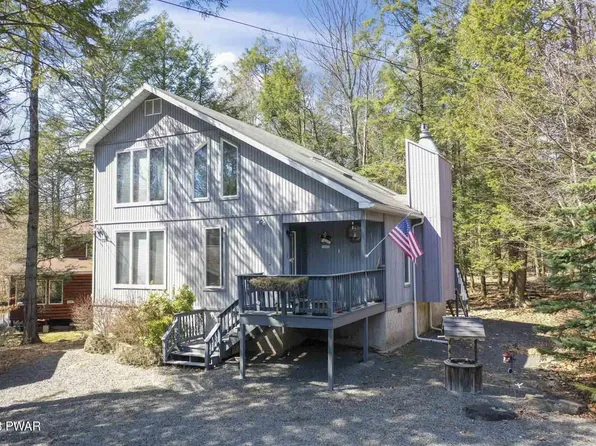 1001 Redlawn Ln, Lake Ariel, PA 18436