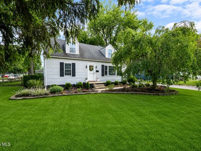 1121 Michigan Ave, Waterville, OH, 43566