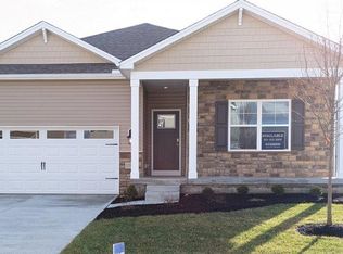 5208 Windbrooke Dr, Tipp City, OH 45371